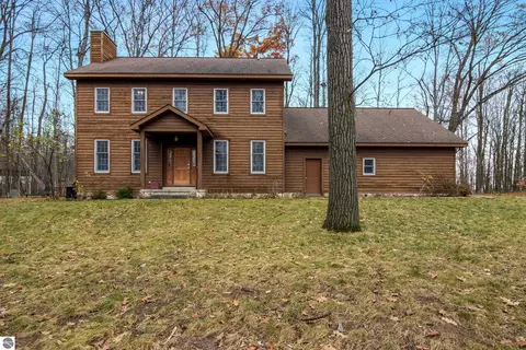 2974 Alpenhaus Ln, Bellaire, MI 49615