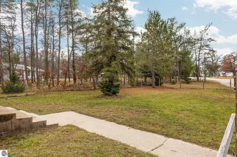 335 Red Tailed Hawk Loop, Grayling, MI 49738 photo 22