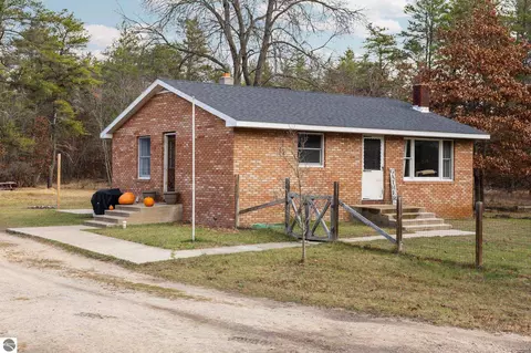 335 Red Tailed Hawk Loop, Grayling, MI 49738 photo 21