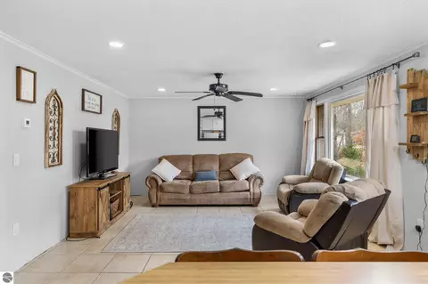 335 Red Tailed Hawk Loop, Grayling, MI 49738 photo 6