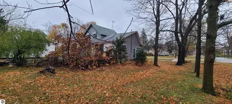 303 Elm St, Ithaca, MI 48847 photo 12
