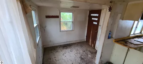 303 Elm St, Ithaca, MI 48847 photo 9