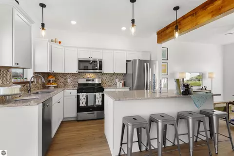 271 Thrive Blvd #5, Traverse City, MI 49696
