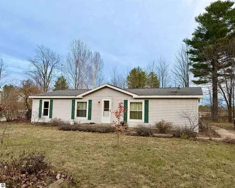 6507 Birch Lake Rd, Kewadin, MI 49648