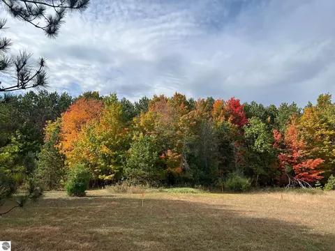 134 S West Silver Lake Rd, Traverse City, MI 49685