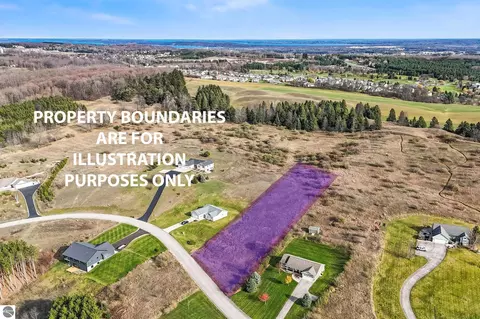 2336 Tyler Hills Dr, Traverse City, MI 49685