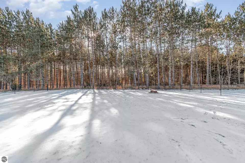  582 Cedardale Dr, Rose City, MI 48654 photo 31
