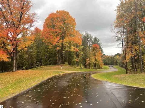 2783 Yellowstone Rd, Kingsley, MI 49649