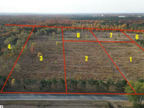A2 E Kasson Road, Maple City, MI 49664 photo 3