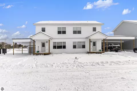 261 Thrive Blvd #3, Traverse City, MI 49696