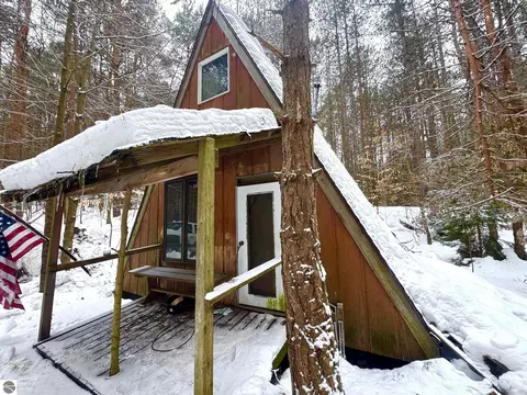 N 45 1/2 Road, Manton, MI 49663