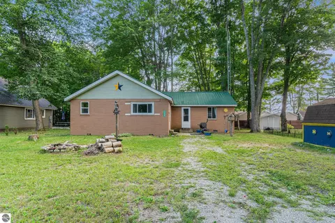 13890 NE Merrill Ave, Kalkaska, MI 49646