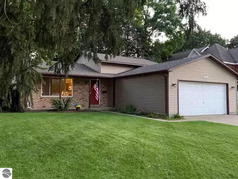 1416 E Broadway, Mount Pleasant, MI 48858