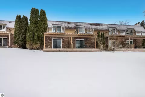 246 Peninsula Hills Dr, Traverse City, MI 49686