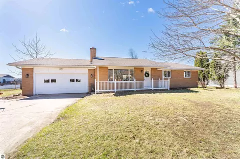 3693 Apollo Dr, Traverse City, MI 49685