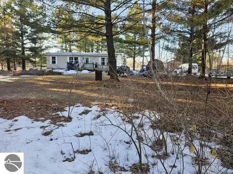 2408 W Maple Rdg, Twining, MI 48766