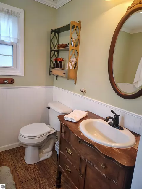 Bath - 100 Hemlock Rd, Roscommon, MI 48653 photo 1 of 5