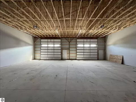 7450 Glendale #30/31, Bellaire, MI 49615