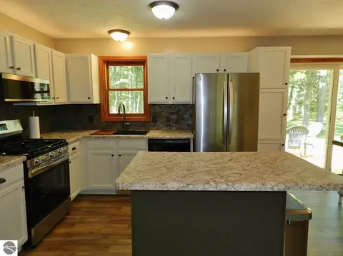 5660 Karlin Rd, Interlochen, MI 49643 photo 9