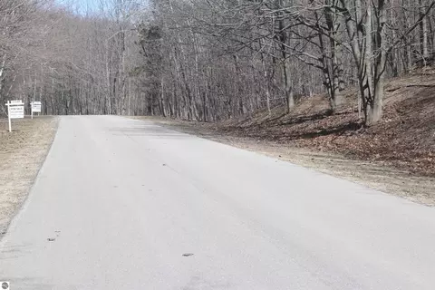 lot19 Crystal View Cmns, Beulah, MI 49617