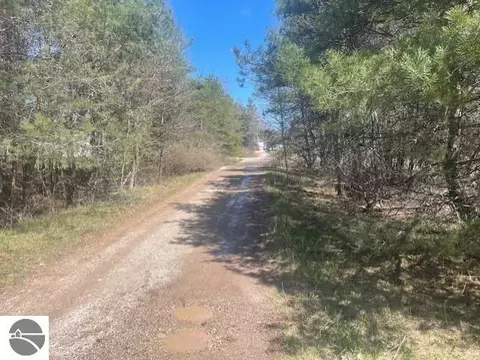 0 SW Bayshore Dr, Traverse City, MI 49684