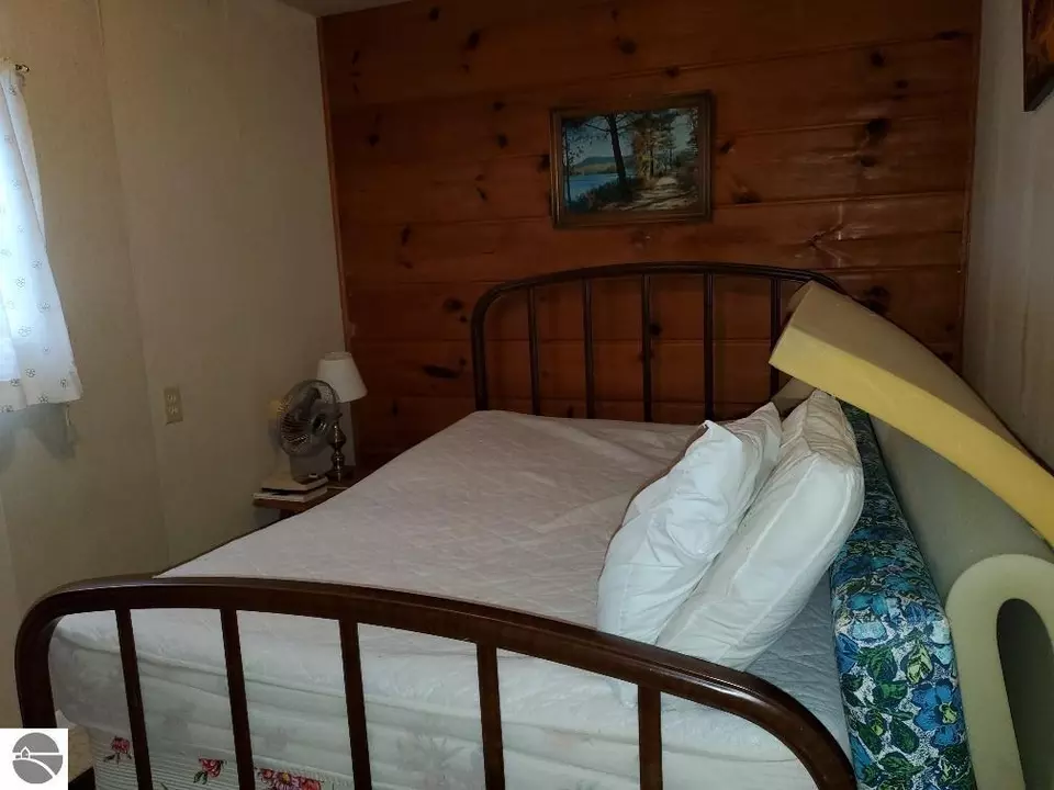  5630 W Lake Shore Dr, Weidman, MI 48893 photo 12