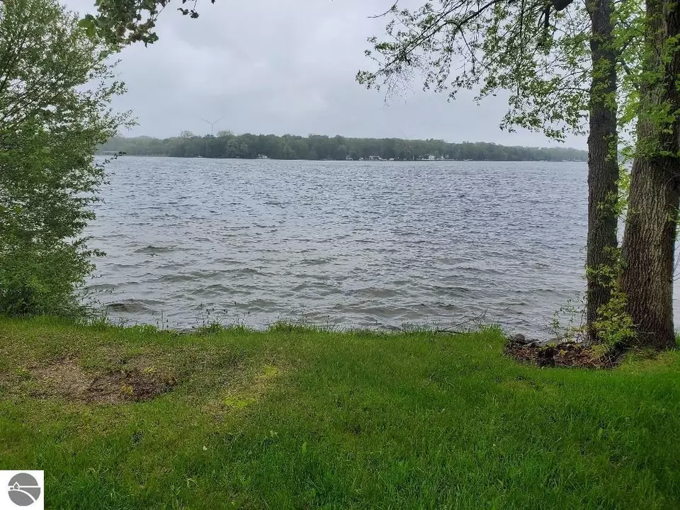  5630 W Lake Shore Dr, Weidman, MI 48893 photo 14