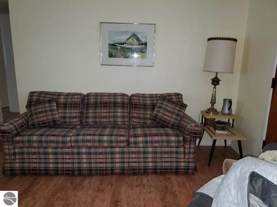  5630 W Lake Shore Dr, Weidman, MI 48893 photo 3