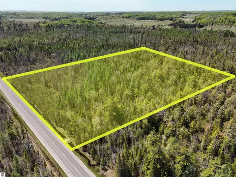 S Center Highway, Suttons Bay, MI 49682