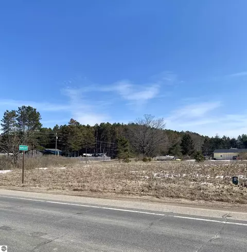 7430 Rapid City Rd, Rapid City, MI 49676