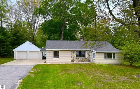 8921 Us-31, Grawn, MI 49637