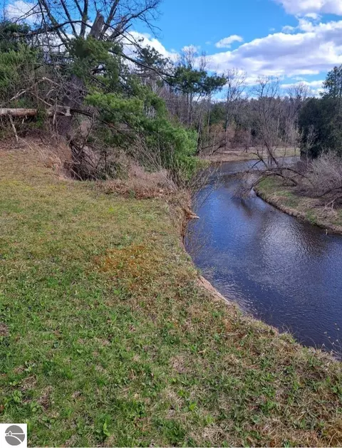 Nka Pinnacle Drive, Omer, MI 48749