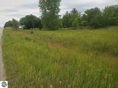 7205 E Pickard Rd, Mount Pleasant, MI 48858 photo 2
