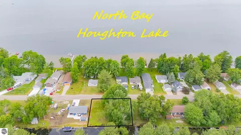Nnn Long Point, Houghton Lake, MI 48629