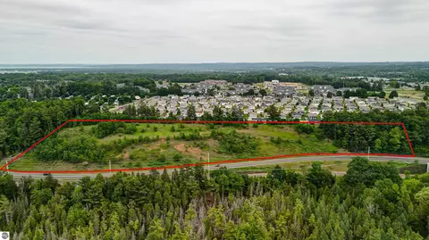 2050 N Keystone, Traverse City, MI 49686