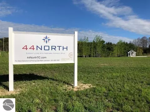 13820 Azmiuth Dr, Traverse City, MI 49684