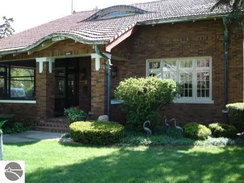 404 N Fancher St, Mount Pleasant, MI 48858