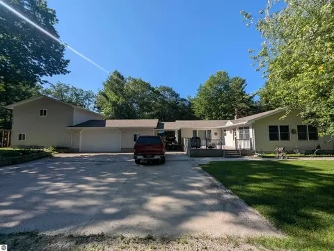 5314 E 16th St, Au Gres, MI 48703 photo 3