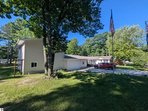 5314 E 16th St, Au Gres, MI 48703 photo 6