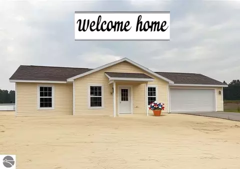 2639 Plover Dr, Traverse City, MI 49685