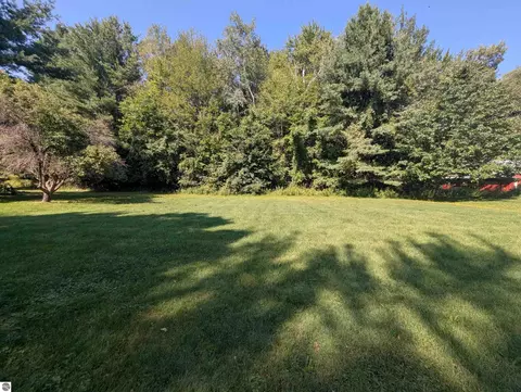 910 N Court St, Au Gres, MI 48703 photo 7