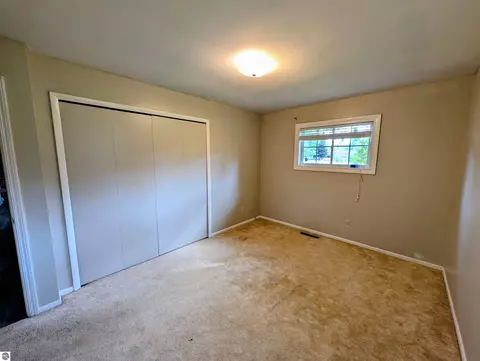 Bedroom - 910 N Court St, Au Gres, MI 48703 photo 2 of 4