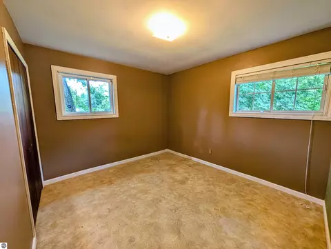 Bedroom - 910 N Court St, Au Gres, MI 48703 photo 3 of 4