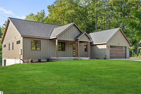 13628 Bahia Vis, Traverse City, MI 49684