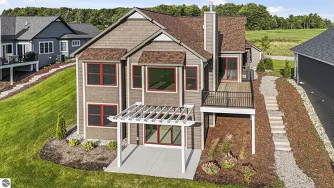 2808 W Crown Dr, Traverse City, MI 49685