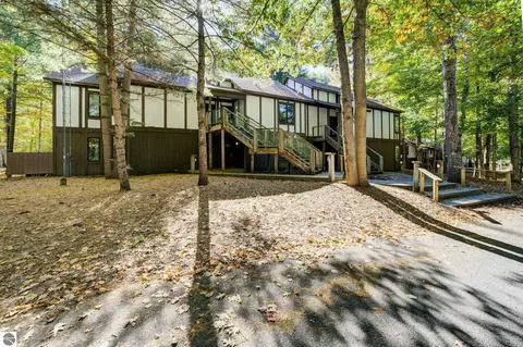 6497 Deer Path #117, Bellaire, MI 49615