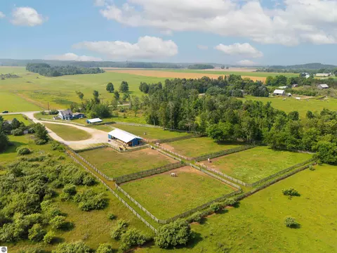 8325 Hawley Rd, Williamsburg, MI 49690
