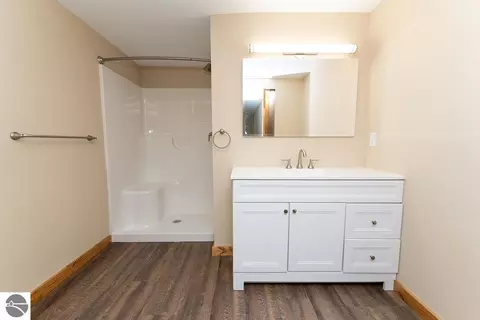 Bath - 216 W Fifth St, Clare, MI 48617 photo 1 of 9