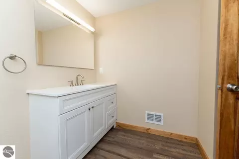 Bath - 216 W Fifth St, Clare, MI 48617 photo 4 of 9