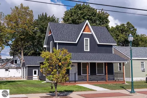Other - 216 W Fifth St, Clare, MI 48617 photo 4 of 44